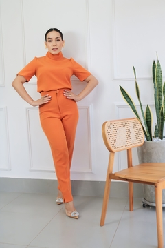CONJUNTO ALFAIATARIA LARANJA