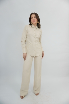 CALÇA DE ALFAIATARIA FEMININA RETA AREIA - Ouz Be