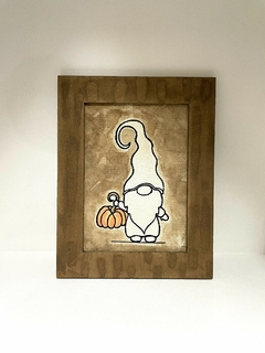 Quadro moldura em madeira Bordado Gnomo Abóbora Colheita
