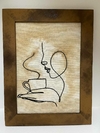 Quadro moldura em madeira Bordado Silhueta Feminina com Xícara de Café