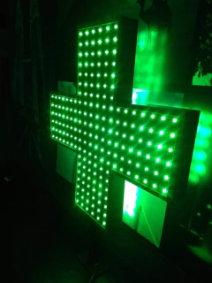 Cruz led farmacia 60x60cm doble faz - comprar online