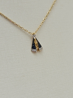 Pingente Nossa Senhora Aparecida em Ouro 18K e zircônias na internet