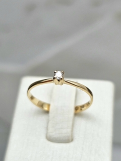 Anel solitário em Ouro 18K e Diamante 5 pontos - Joias Gabriela Aiex - CNPJ 11.548.271.0001-00