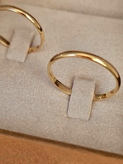Aliança Tradicional 2mm em Ouro 18K - comprar online