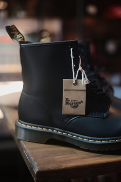 Borcegos Dr Martens 1460 Smooth Black - Coventry Motors Ltd.