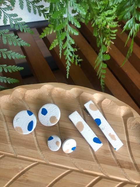 Combo Mãe e Filha estampa orgânica azul e nude