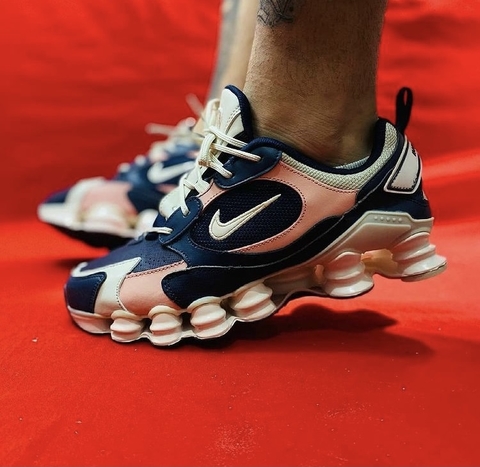 Tênis Nike Shox TL Novo 2020/ 12 Molas TL/ Cor: Azul e Rosa