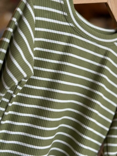 Remera Básica Rayada - tienda online