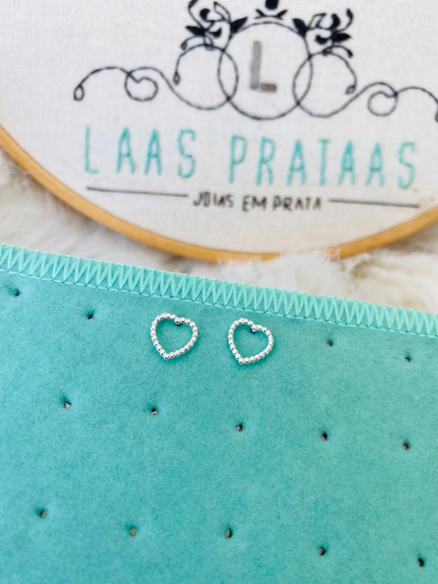 Brinco Coração Pontilhado p