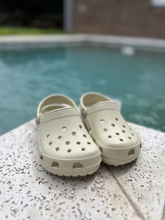CROC CLASSIC KIDS BONE