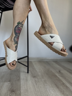 SANDALIAS LARA 2070