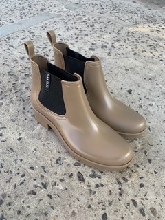 BOTA DE LLUVIA TUCSON CLASICA