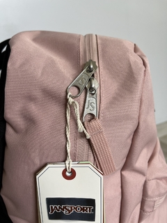 MOCHILA JANSPORT CROSS TOWN en internet
