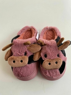 PANTUFLA CERRADA VAQUITA - Calzados Guchi