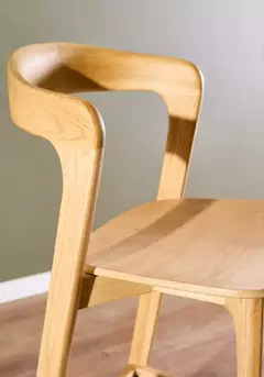 Imagen de A98-RS-6133 BANQUETA MADERA