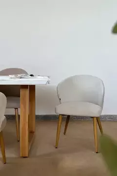 B33-DC9125BEM - SILLA TAPIZADA PANA BEIGE BASE MADERA en internet