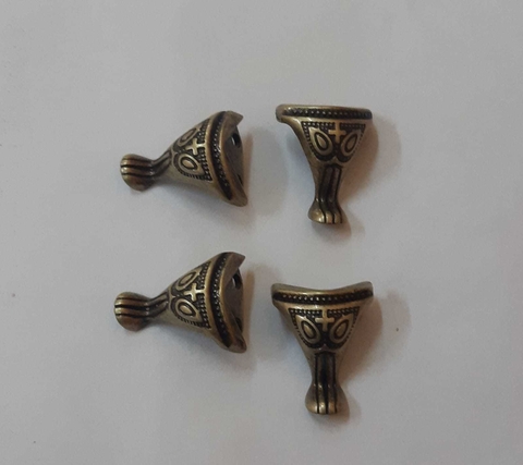 Conjunto de Pés Ouro Velho P - aa071