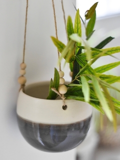 MACETA OLIVIA GRIS - comprar online