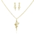 CONJUNTO COLAR E BRINCO COM PINGENTE DE FADA FOLHEADO A OURO 18K