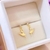 BRINCO INFANTIL BAILARINA COM ZIRCÔNIA FOLHEADO A OURO 18K