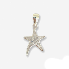 Dije Plata 925, estrella de mar con cubics - 1,70g