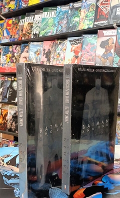 BATMAN: AÑO UNO (EDICIÓN DELUXE)