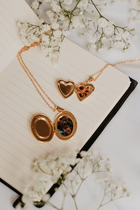 Relicário Esther ( clássico)