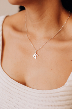 Colar Inicial - ELISA - comprar online