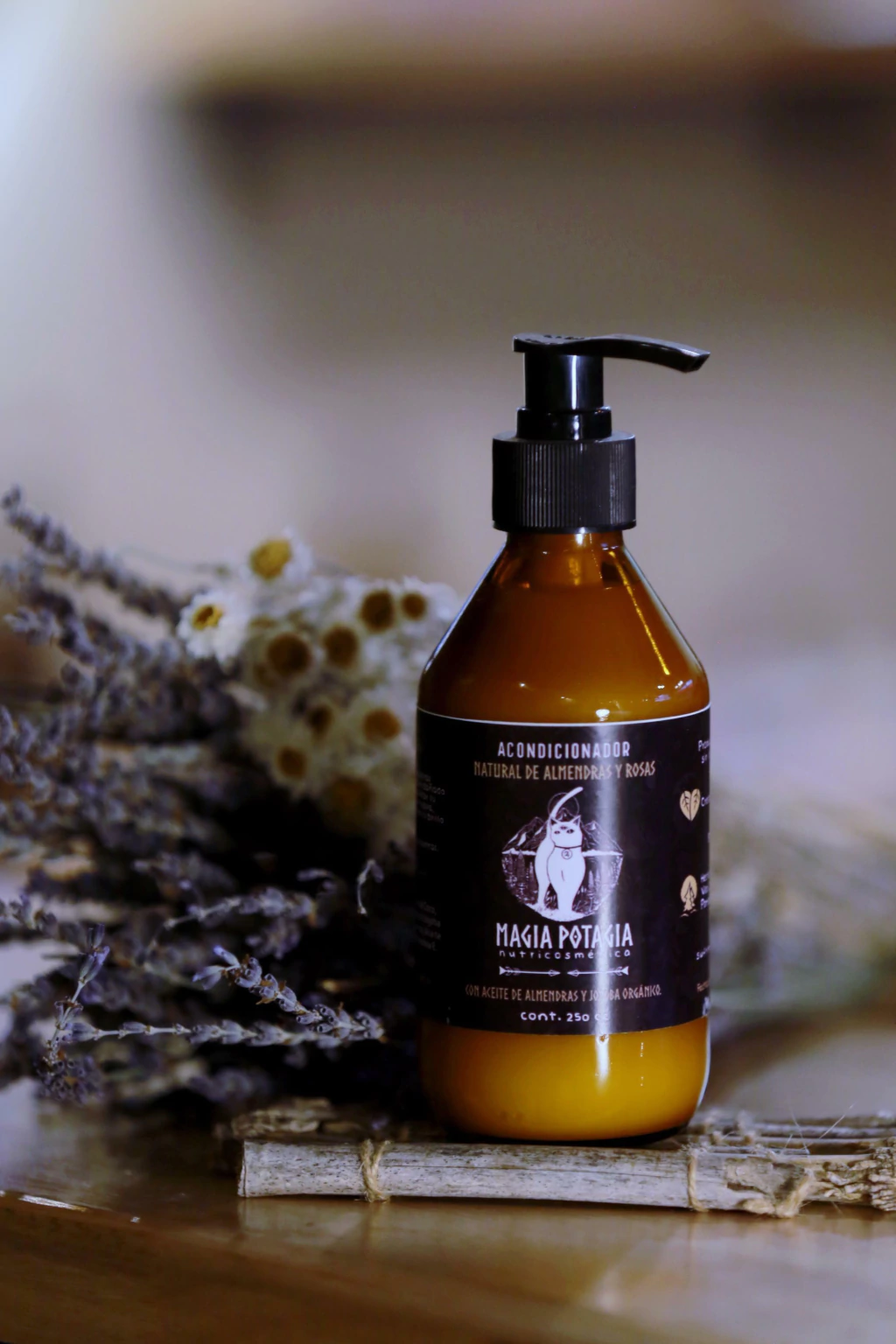 Acondicionador crema de Almendras y Rosas