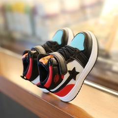 Tênis clássico estrela unisex