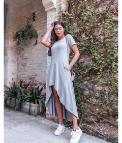 Vestido Bárbara na internet