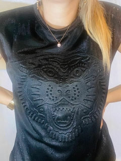 Imagen de Musculosa TIGRE BRILLO