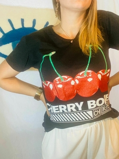 Remera CHERRY en internet