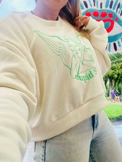 Buzo Angel Greeen en internet