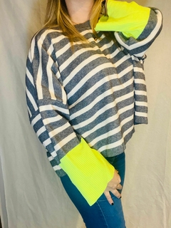 SWEATER CALAS GRIS YELLOW - comprar online