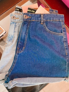 Short mom lavagem escura - comprar online
