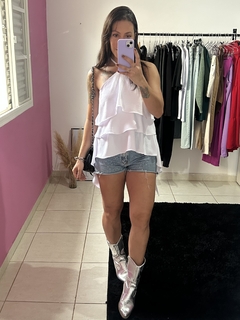 Bata babados Branca na internet