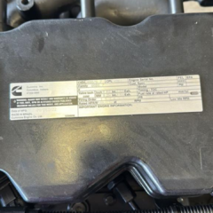 Imagem do Motor Cummins QSB6.7 diesel, completo montado para Jacto !