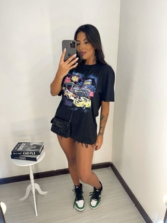T-Shirt Vegas na internet