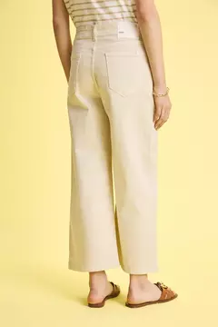 Jean Hazel (A26V0254)