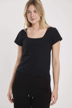 REMERA NOVA (A25I0008) - tienda online