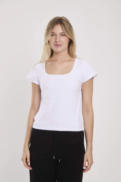 REMERA NOVA (A25I0008) - comprar online