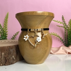 Choker/Pulseira de Cuia Coração + Flor branca
