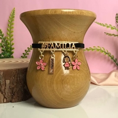 Choker/Pulseira de Cuia Família com Pingente de Menininha