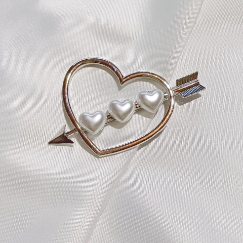 HEBILLA CORAZON PERLITA PLATEADO