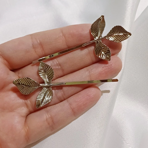 PACK X 2 HEBILLAS HOJITA PLATEADAS