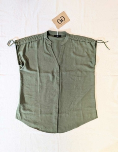 Blusa con frunce (R. Garofalo)
