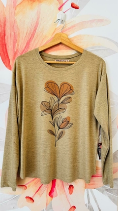 Remera Australia manga larga tostado en internet