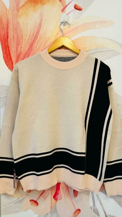 Sweater guarda en internet