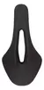 Asiento MTB Sunpeed Pro2 de color negro, diseñado para bicicletas de montaña, con perforaciones para ventilación.